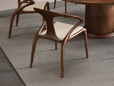 宋氏兰图 红斑马木+PU皮 餐椅